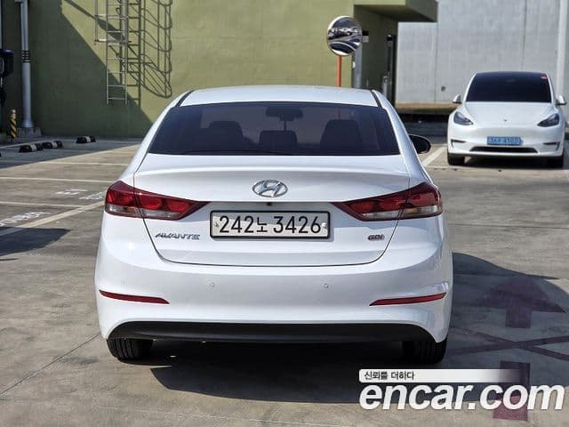 Hyundai Avante AD Style, 2017 6