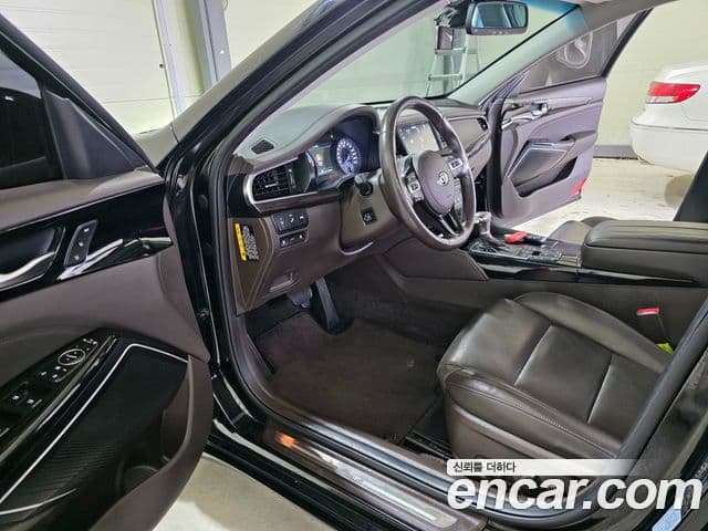 Kia All New K7 гибрид Noblesse, 2017 10