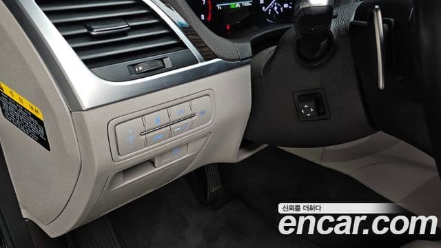 Genesis G80 Premium Luxury, 2018 18