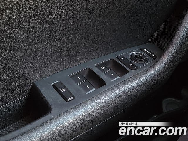 Hyundai LF Sonata Premium, 2016 16