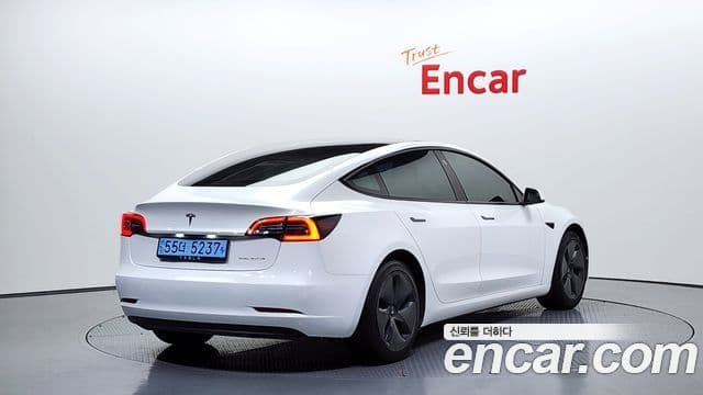 Tesla модель 3 Long Range, 2022 2