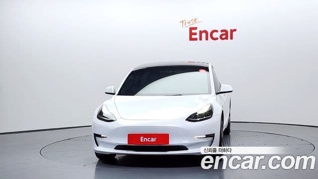 Tesla модель 3 Long Range, 2022 3
