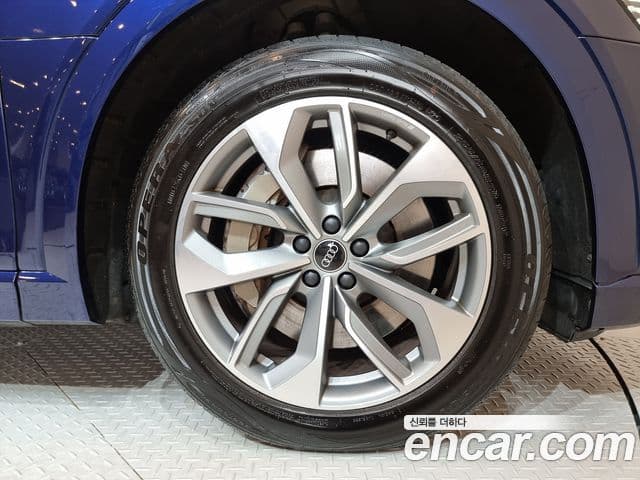 Audi e-Tron, 2023 все фото