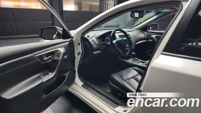 Nissan 알티마 L33, 2013 10