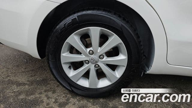 Kia All New Pride Luxury, 2013 все фото