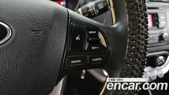 Kia All New Pride Luxury, 2013 19