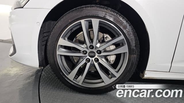 Audi A6 (C8) Premium, 2023 все фото