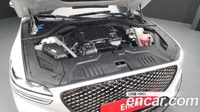 Genesis GV70, 2022 6