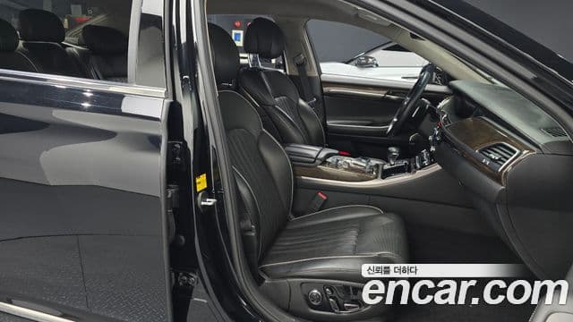 Genesis EQ900 Prestige, 2016 10