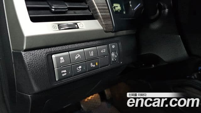 KG모빌리티(SsangYong) G4 Rexton Heritage, 2018 18