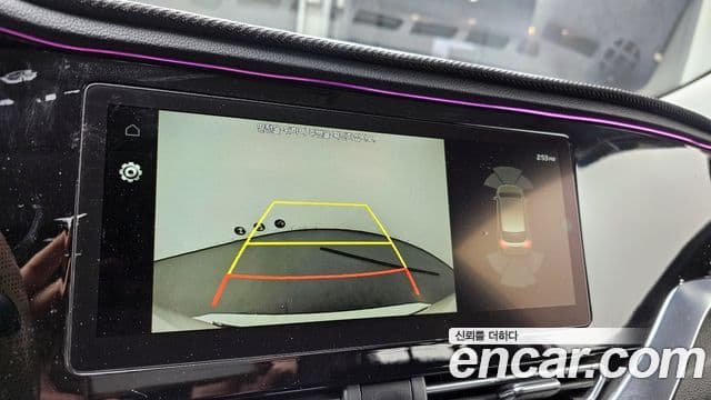 Kia Niro Plus Air (таксомоторный тип), 2023 16