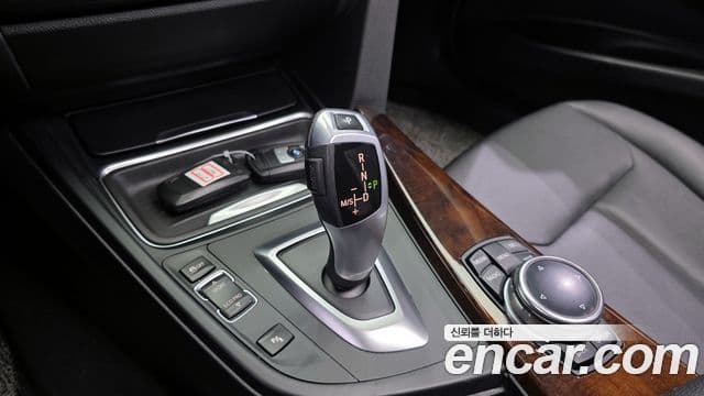 BMW 3시리즈 (F30), 2015 9