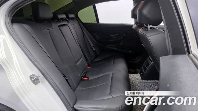 BMW 3시리즈 (F30), 2015 12