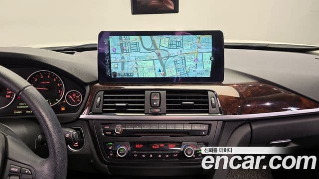 BMW 3시리즈 (F30), 2015 14