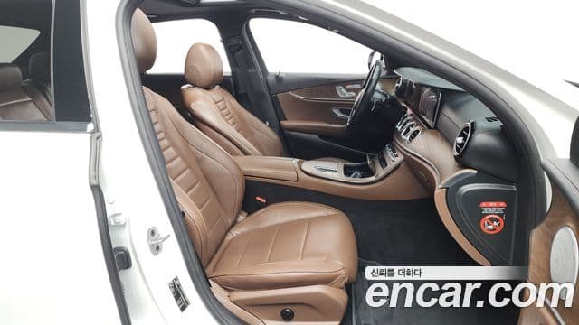 Mercedes-Benz E-класс W213 Exclusive, 2021 11