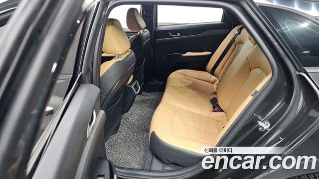 Kia K5 3세대 Prestige, 2021 11