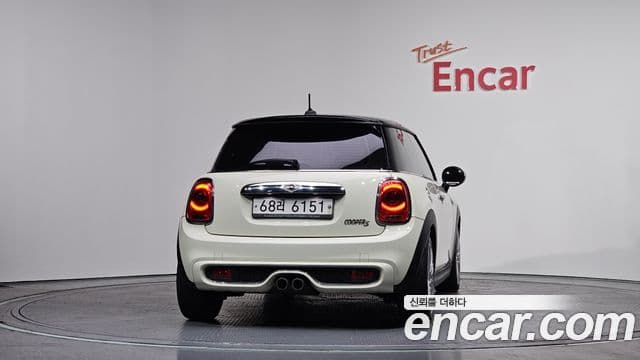 Mini Cooper S 3세대, 2015 4
