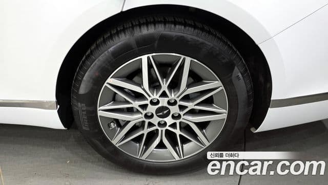 Genesis G80 (RG3) бензин 2.5 турбо AWD, 2025 все фото