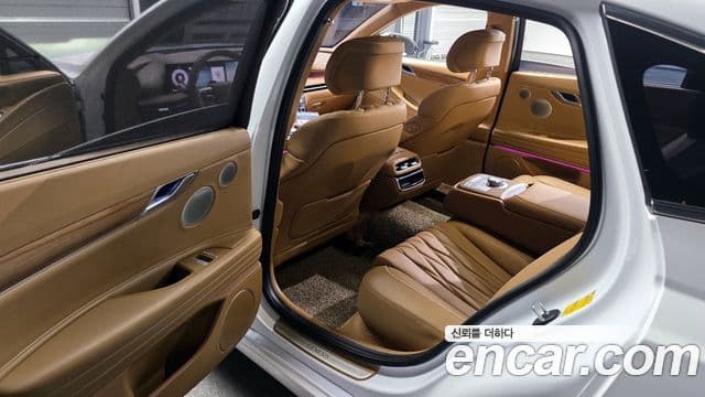 Genesis G80 (RG3) бензин 2.5 турбо AWD, 2025 11