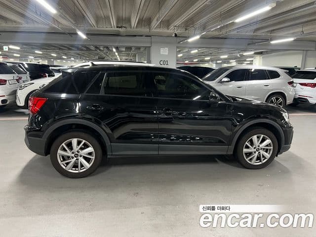 Audi Q2 Premium, 2023 8