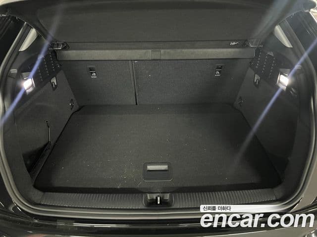 Audi Q2 Premium, 2023 10