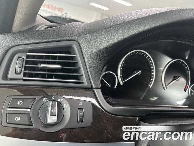 BMW 5시리즈 (F10), 2012 11