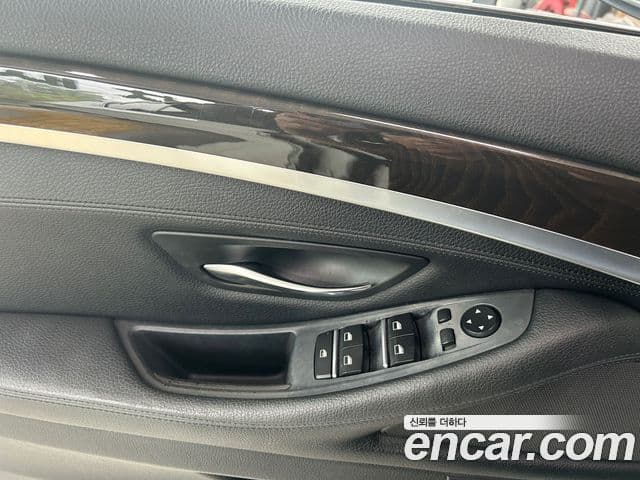 BMW 5시리즈 (F10), 2012 12