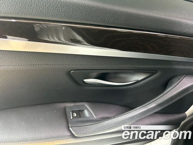 BMW 5시리즈 (F10), 2012 15