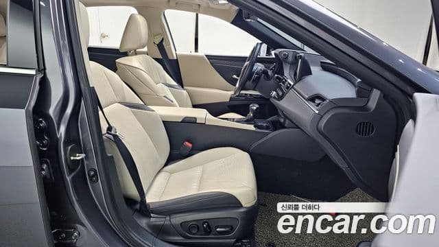 Lexus ES300h 7세대 Luxury Plus, 2023 10