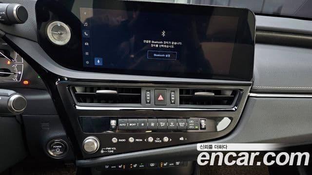 Lexus ES300h 7세대 Luxury Plus, 2023 14