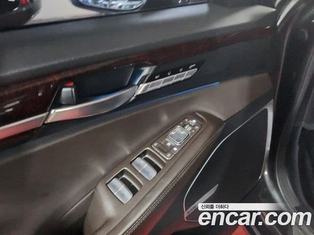 Genesis EQ900 Premium Luxury, 2018 17