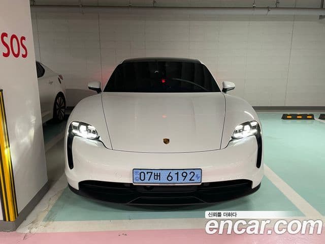 Porsche 타이칸 базовый, 2022 3