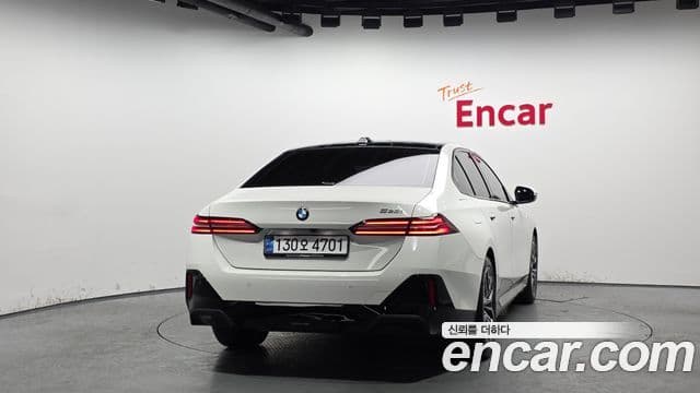 BMW 5시리즈 (G60) 520i M Sport, 2025 4