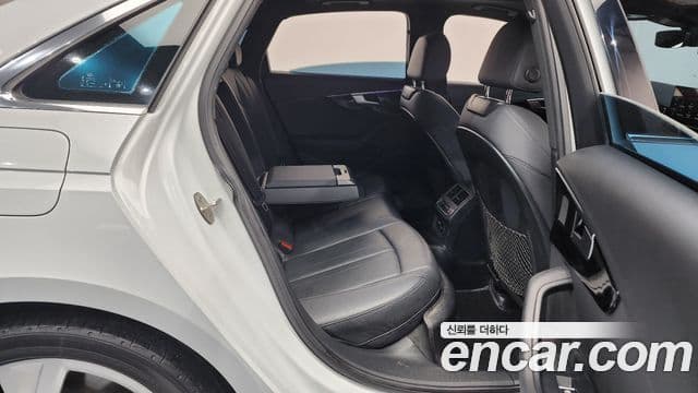 Audi A4 (B9) Premium, 2022 12