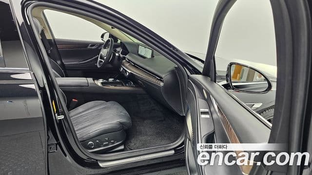 Genesis G80 (RG3) бензин 2.5 турбо AWD, 2024 10