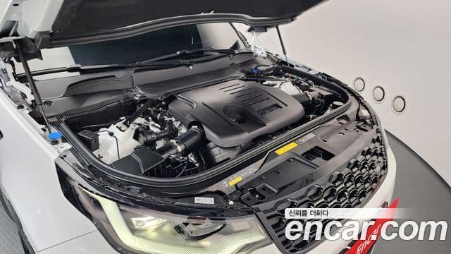 Land Rover Discovery 5 P360 Dynamic HSE, 2025 6