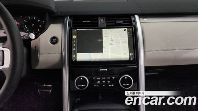 Land Rover Discovery 5 P360 Dynamic HSE, 2025 14