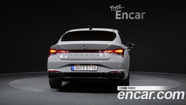 Hyundai Avante гибрид (CN7) Modern, 2023 4