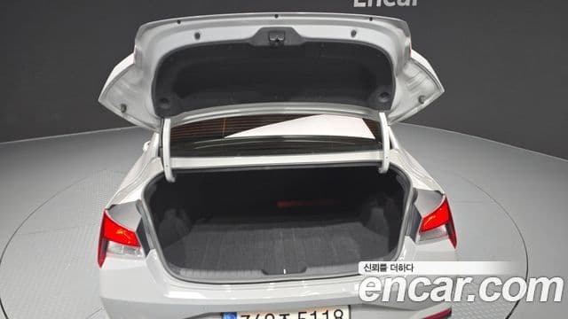 Hyundai Avante гибрид (CN7) Modern, 2023 20