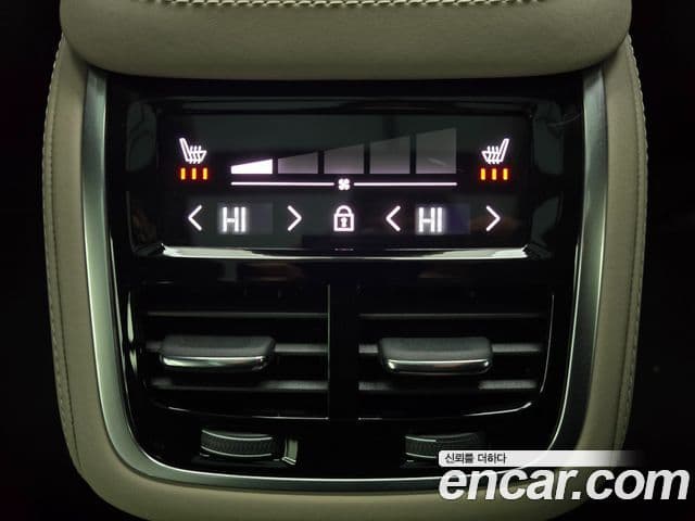 Volvo XC90 2세대 B6 Ultra Bright, 2026 17