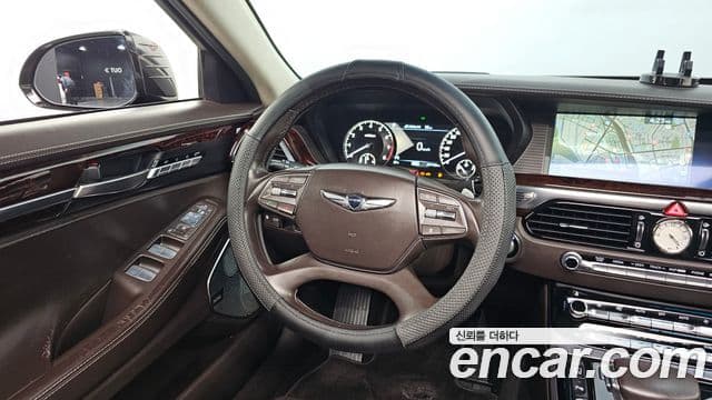 Genesis EQ900 Prestige, 2016 13