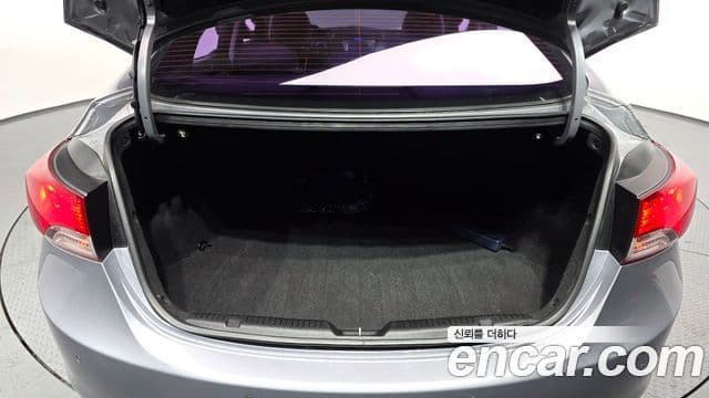 Hyundai Avante MD Premier, 2012 20