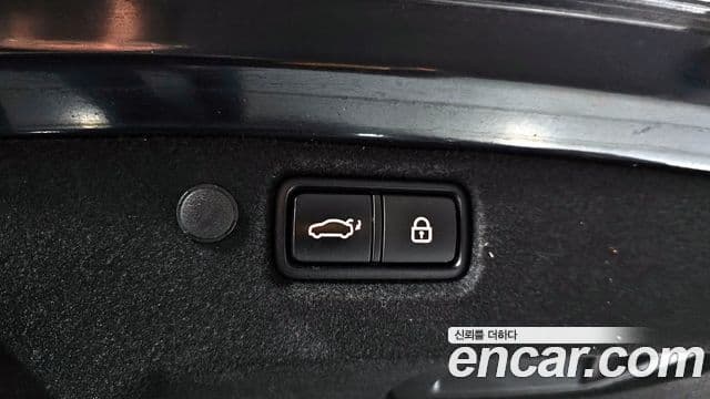 Kia All New K7 Noblesse, 2019 17