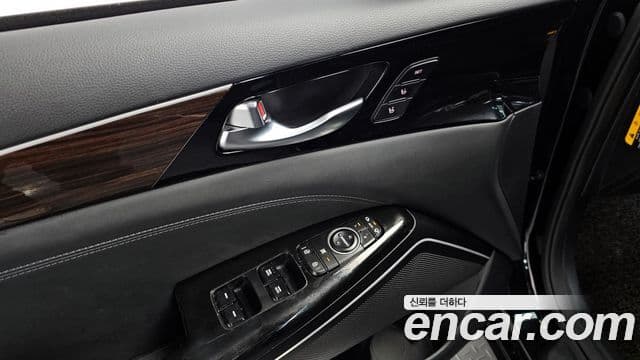 Kia All New K7 Noblesse, 2019 18