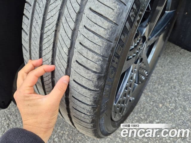 Genesis GV70, 2022 7