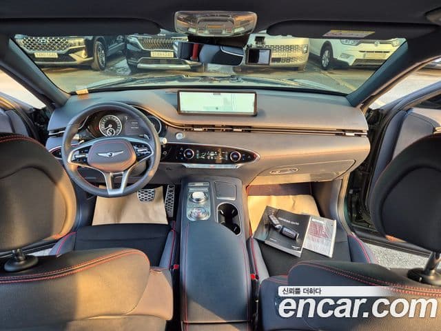 Genesis GV70, 2022 10