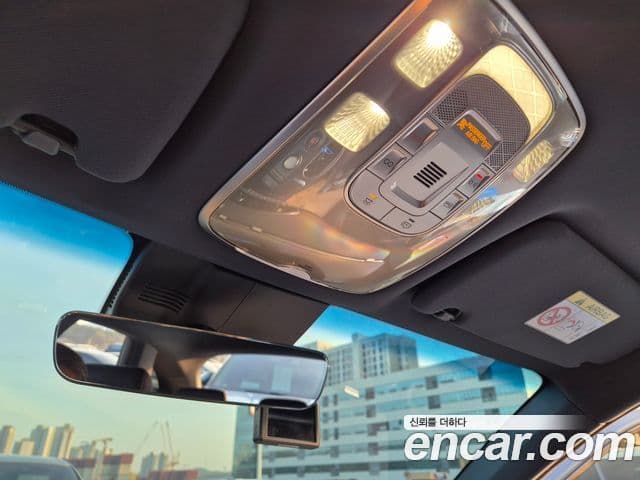 Genesis GV70, 2022 13