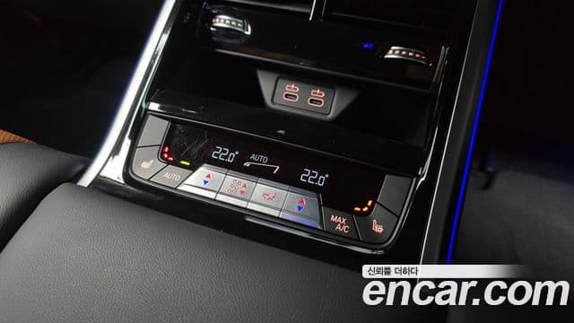 BMW 8시리즈 (G15) 840i xDrive M Sport Gran Coupe, 2020 19