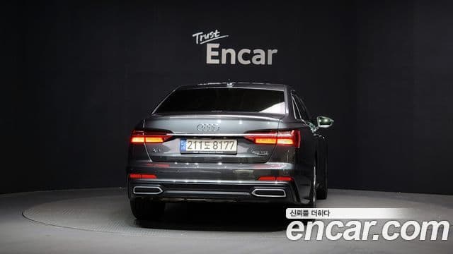 Audi A6 (C8) Premium, 2023 4