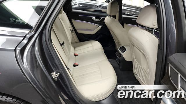 Audi A6 (C8) Premium, 2023 12